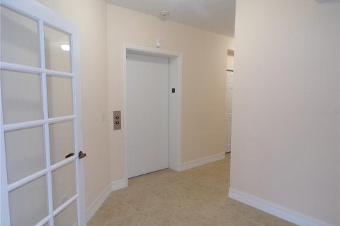 Condo in Punta Gorda, Florida, 3 bedrooms  № 2209911 - photo 3