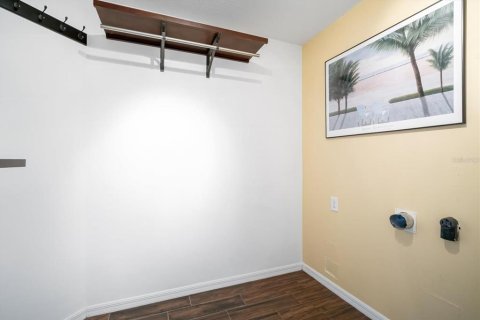 Casa en venta en Riverview, Florida, 4 dormitorios, 226.12 m2 № 1907691 - foto 25