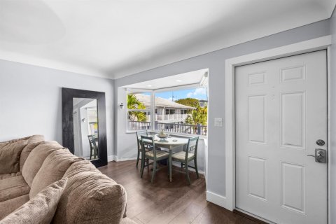 Condo in Fort Lauderdale, Florida, 1 bedroom № 2260450 - photo 11