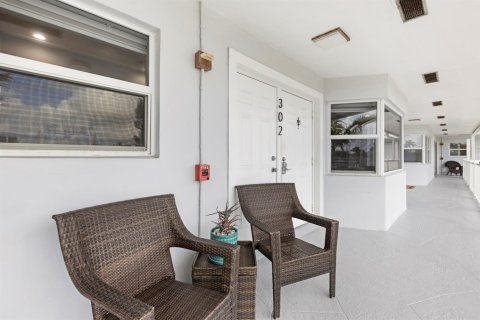 Condo in Fort Lauderdale, Florida, 1 bedroom № 2260450 - photo 24