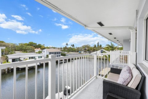 Condo in Fort Lauderdale, Florida, 1 bedroom № 2260450 - photo 8