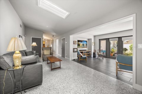 Casa en venta en Maitland, Florida, 4 dormitorios, 198.44 m2 № 1894100 - foto 17