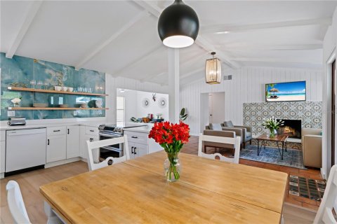 Villa ou maison à louer à Sarasota, Floride: 2 chambres, 119.47 m2 № 1840647 - photo 10