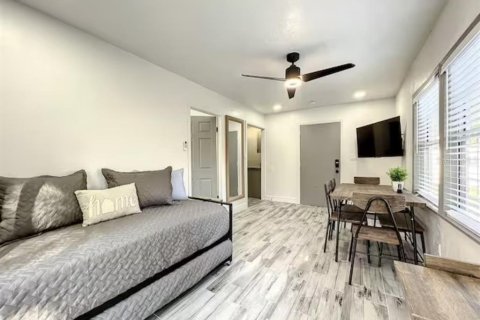 Appartement à louer à Orlando, Floride: 1 chambre, 60.39 m2 № 553237 - photo 4