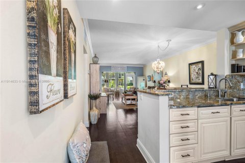 Copropriété à louer à Lauderdale-by-the-Sea, Floride: 2 chambres, 97.45 m2 № 1970103 - photo 4