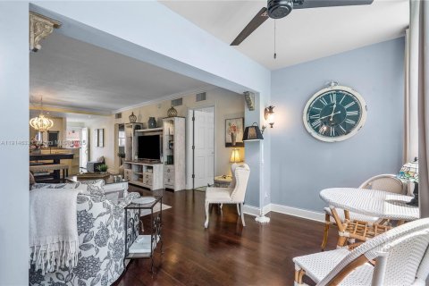 Copropriété à louer à Lauderdale-by-the-Sea, Floride: 2 chambres, 97.45 m2 № 1970103 - photo 15