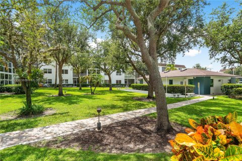 Copropriété à louer à Lauderdale-by-the-Sea, Floride: 2 chambres, 97.45 m2 № 1970103 - photo 26