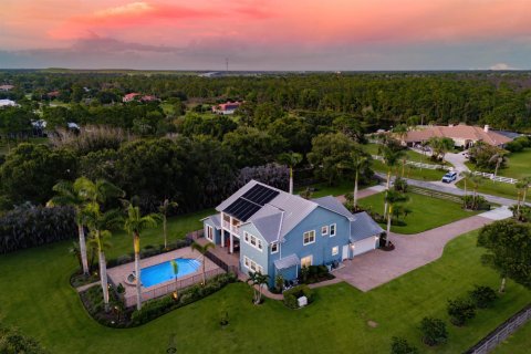 Casa en venta en Palm City, Florida, 4 dormitorios, 379.04 m2 № 2241899 - foto 4