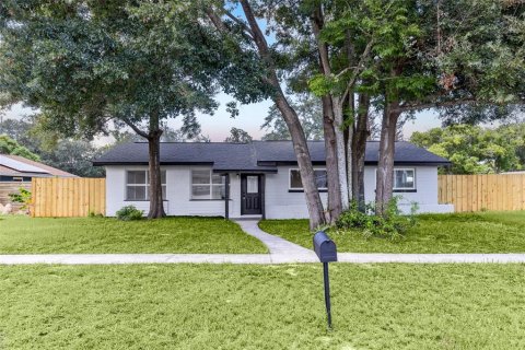 Villa ou maison à Ormond Beach, Floride 4 chambres, 144.74 m2 № 2298356