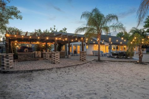Villa ou maison à vendre à Longwood, Floride: 4 chambres, 353.49 m2 № 2201535 - photo 13