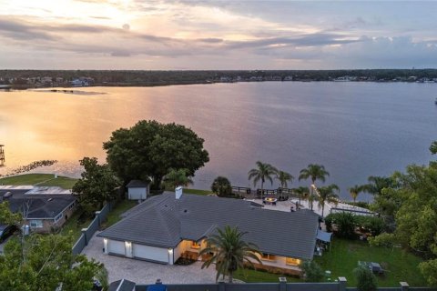 Villa ou maison à vendre à Longwood, Floride: 4 chambres, 353.49 m2 № 2201535 - photo 2