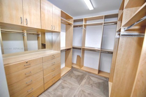 Condo in Aventura, Florida, 2 bedrooms  № 2067812 - photo 11