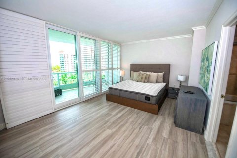 Condo in Aventura, Florida, 2 bedrooms  № 2067812 - photo 12