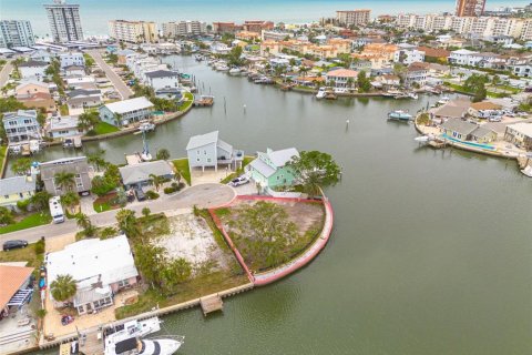 Terreno en venta en Redington Shores, Florida № 1533721 - foto 5