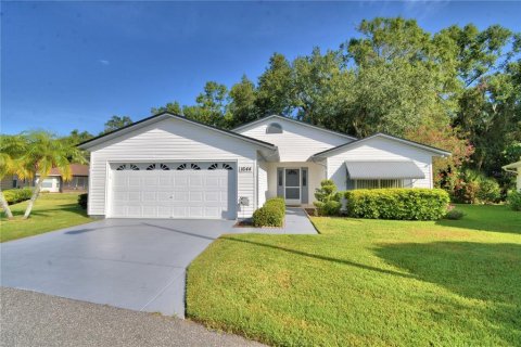 House in Lakeland, Florida 3 bedrooms, 189.61 sq.m. № 1876084 - photo 1