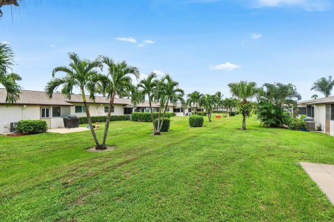 Condo in West Palm Beach, Florida, 1 bedroom  № 2368563 - photo 4