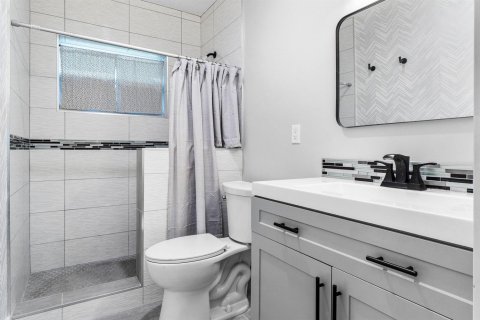 Condo in West Palm Beach, Florida, 1 bedroom  № 2368563 - photo 20