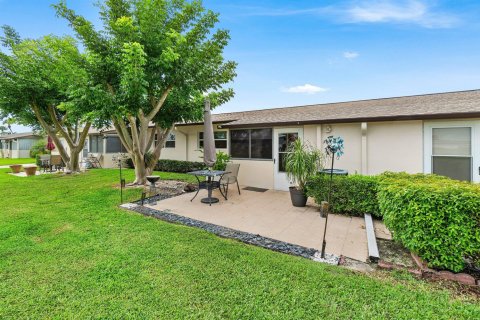 Condo in West Palm Beach, Florida, 1 bedroom  № 2368563 - photo 25