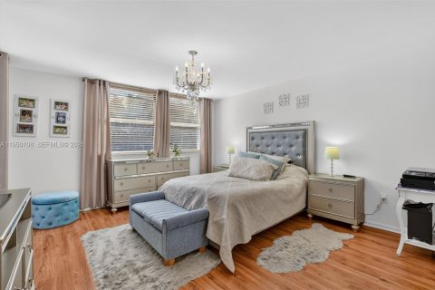 Condo in Boca Raton, Florida, 2 bedrooms № 2007373 - photo 13