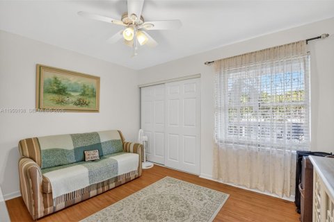 Condo in Boca Raton, Florida, 2 bedrooms № 2007373 - photo 19
