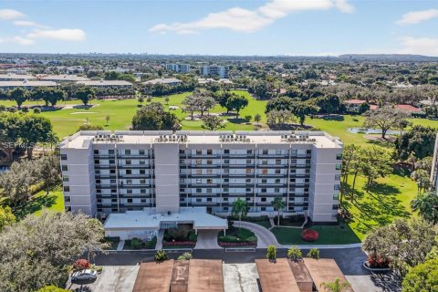 Condo in Boca Raton, Florida, 2 bedrooms № 2007373 - photo 28
