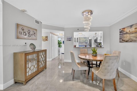 Condo in Boca Raton, Florida, 2 bedrooms № 2007373 - photo 6