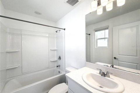 Townhouse in Poinciana, Florida 2 bedrooms, 116.59 sq.m. № 2198521 - photo 14