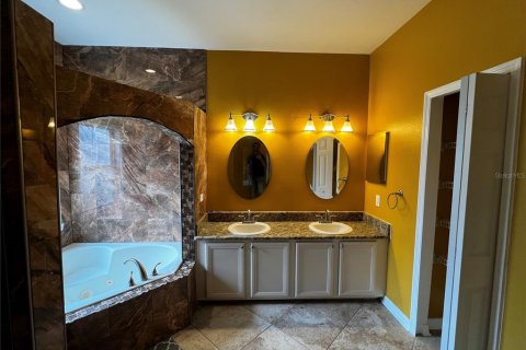 Casa en venta en Kissimmee, Florida, 4 dormitorios, 210.14 m2 № 1827311 - foto 9