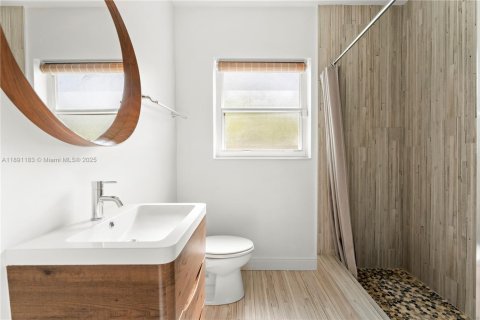 Снять в аренду виллу или дом в Корал-Гейблс, Флорида 3 спальни, 178.37м2, № 1944540 - фото 11