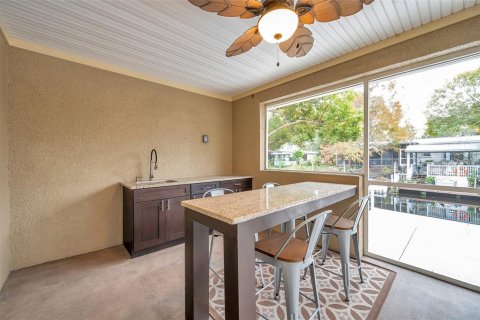 Villa ou maison à vendre à Palm Harbor, Floride: 4 chambres, 194.54 m2 № 2417002 - photo 23