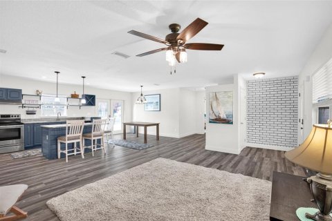 Casa en venta en Edgewater, Florida, 3 dormitorios, 150.5 m2 № 2114457 - foto 13
