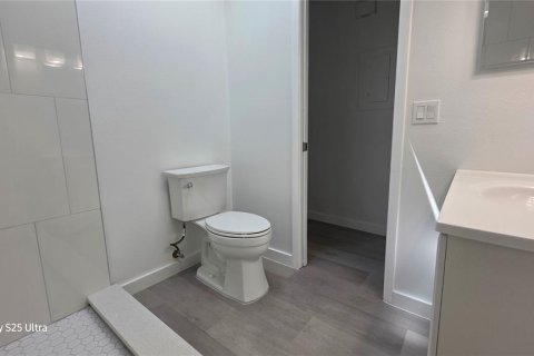 Снять в аренду квартиру в Брейдентон, Флорида 2 спальни, 108.23м2, № 1798212 - фото 17