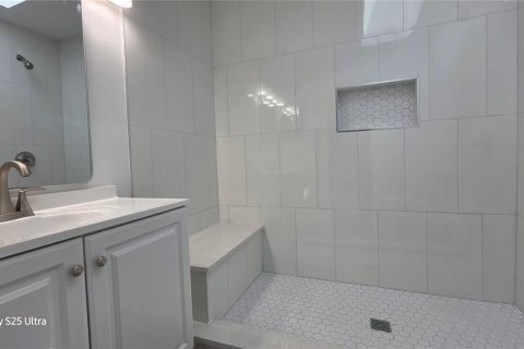 Снять в аренду квартиру в Брейдентон, Флорида 2 спальни, 108.23м2, № 1798212 - фото 7