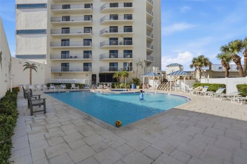 Condo in New Smyrna Beach, Florida, 2 bedrooms  № 2234793 - photo 30