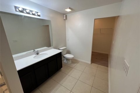 House in Fort Myers, Florida 3 bedrooms, 141.4 sq.m. № 1917540 - photo 10