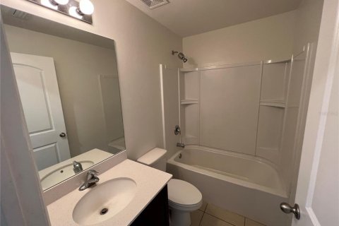 House in Fort Myers, Florida 3 bedrooms, 141.4 sq.m. № 1917540 - photo 15