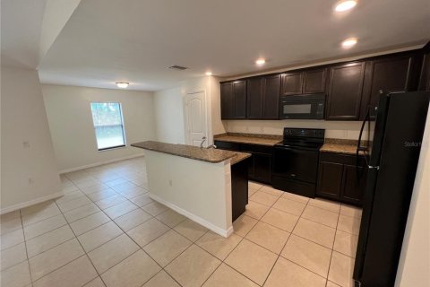 House in Fort Myers, Florida 3 bedrooms, 141.4 sq.m. № 1917540 - photo 7