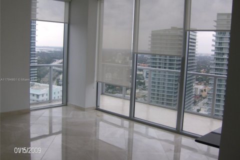 Condo in Miami, Florida, 2 bedrooms  № 1752030 - photo 4