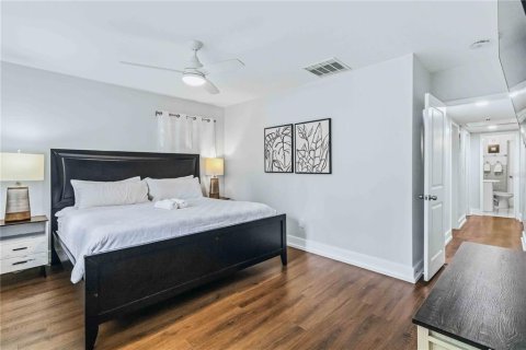 Villa ou maison à vendre à Tampa, Floride: 3 chambres, 117.06 m2 № 2405298 - photo 8