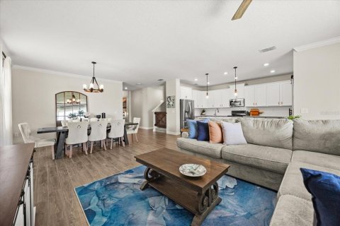 House in Winter Garden, Florida 4 bedrooms, 252.88 sq.m. № 1846499 - photo 8