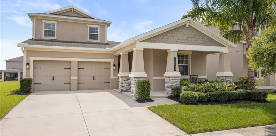House in Winter Garden, Florida 4 bedrooms, 252.88 sq.m. № 1846499