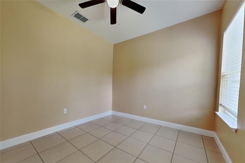 House in Ocala, Florida 4 bedrooms, 146.79 sq.m. № 2258288 - photo 10