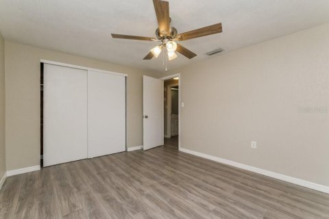 Casa en alquiler en Holiday, Florida, 2 dormitorios, 91.6 m2 № 1911552 - foto 12