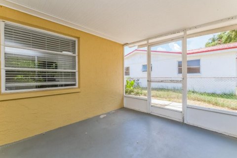 Casa en alquiler en Holiday, Florida, 2 dormitorios, 91.6 m2 № 1911552 - foto 10