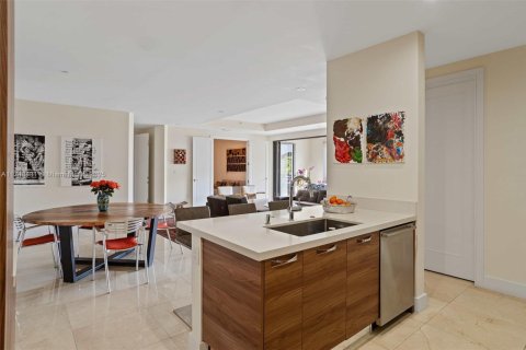 Condo in Coral Gables, Florida, 2 bedrooms  № 1495892 - photo 19