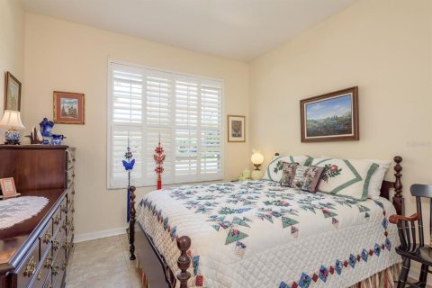 House in Odessa, Florida 5 bedrooms, 332.31 sq.m. № 1837916 - photo 27