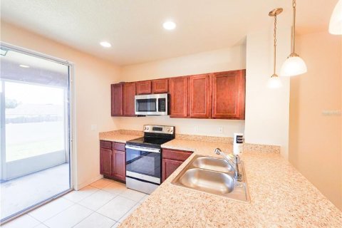Adosado en venta en Davenport, Florida, 2 dormitorios, 99.96 m2 № 1532383 - foto 2