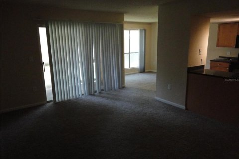 Condo in Gainesville, Florida, 3 bedrooms  № 1780449 - photo 4