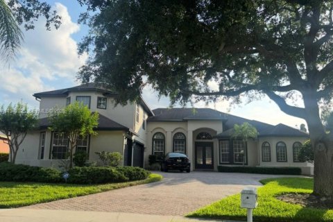 Casa en venta en Orlando, Florida, 5 dormitorios, 349.5 m2 № 2152752 - foto 2