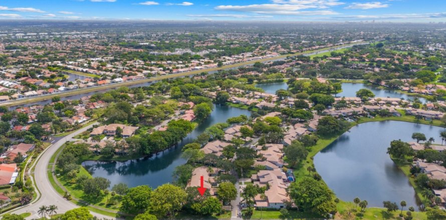 Casa en Deerfield Beach, Florida 3 dormitorios, 226.96 m2 № 1185500